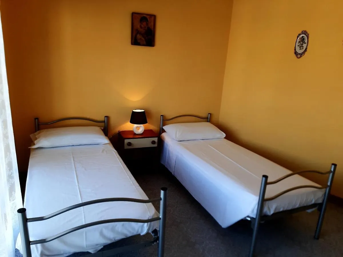 Easyroom Piovene Rocchette Guest house