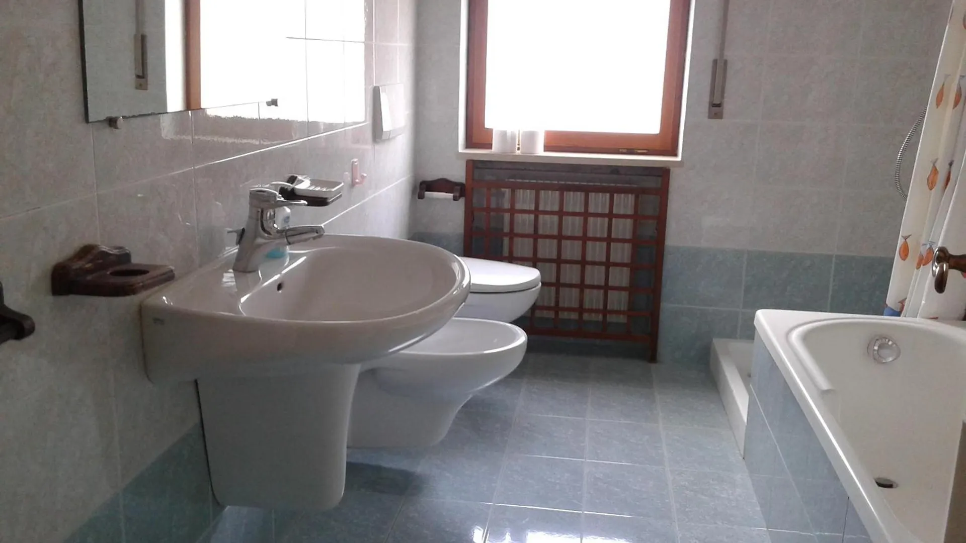Easyroom Piovene Rocchette 0*,  Italy